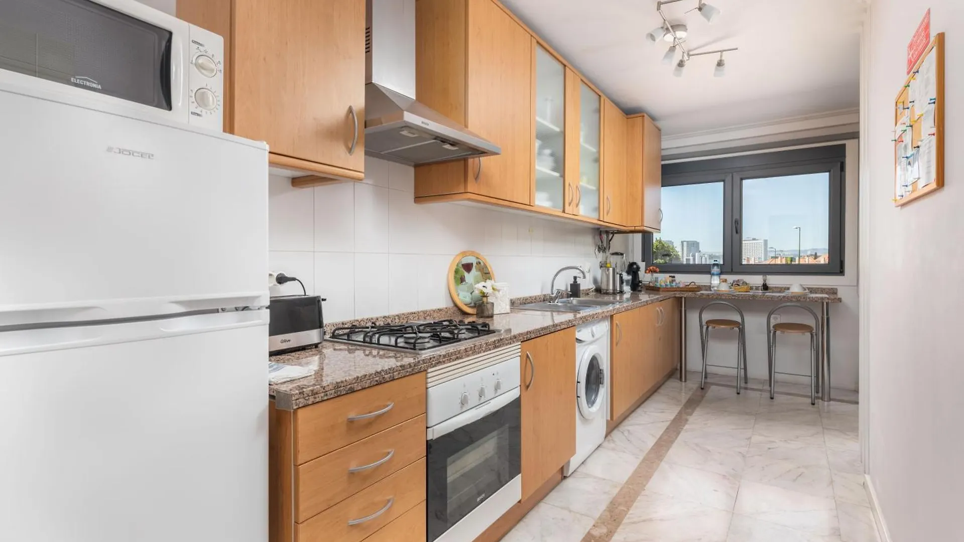 Lisbon Relax Pool Apartment - Free Parking Garage 0*,  Portugal